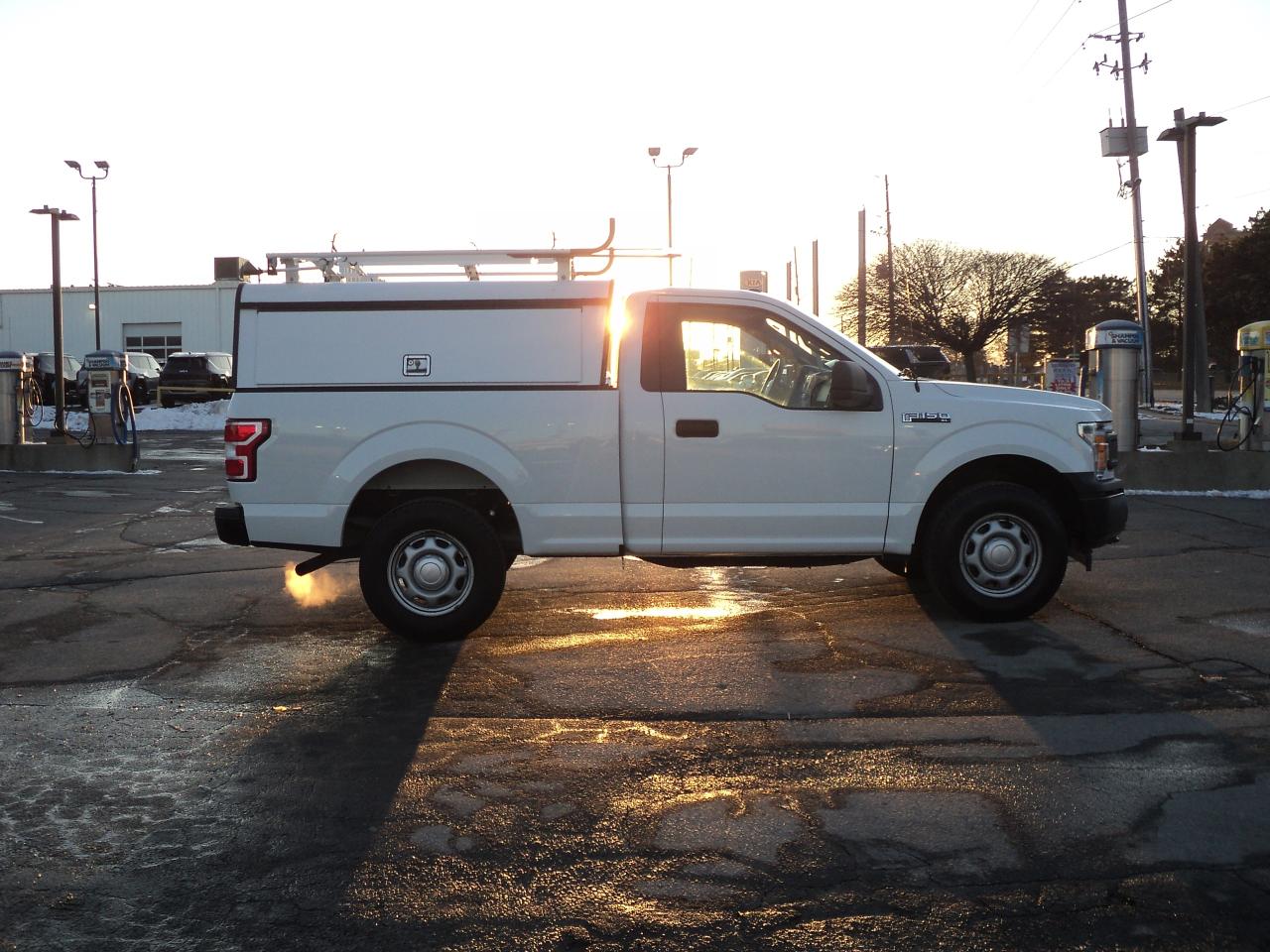 2019 Ford F-150 XL RegCab  4WD 3.3L6cylGas  6.5' BOX BackUpCam Photo