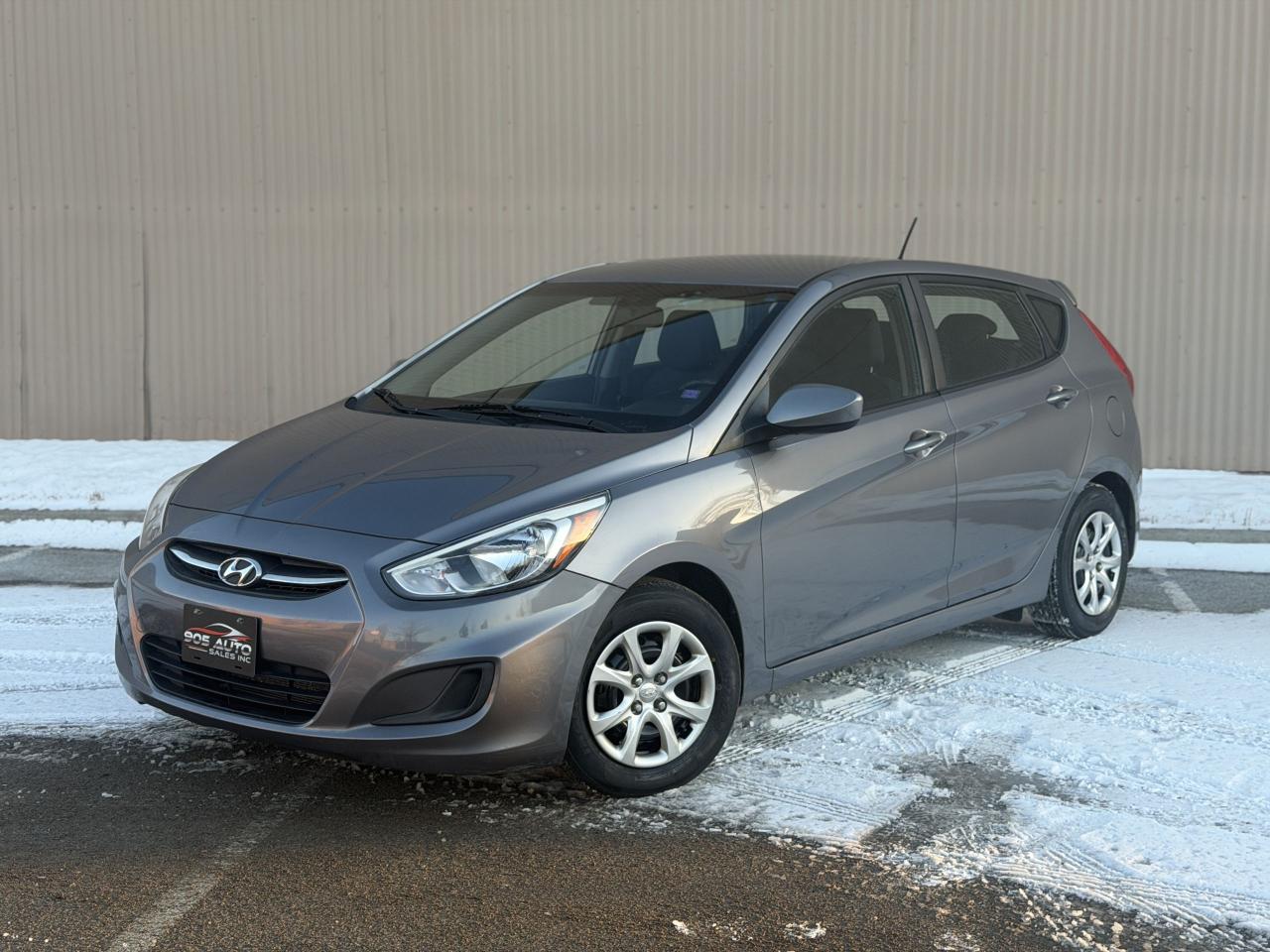Used 2016 Hyundai Accent GL for sale in Thorold, ON