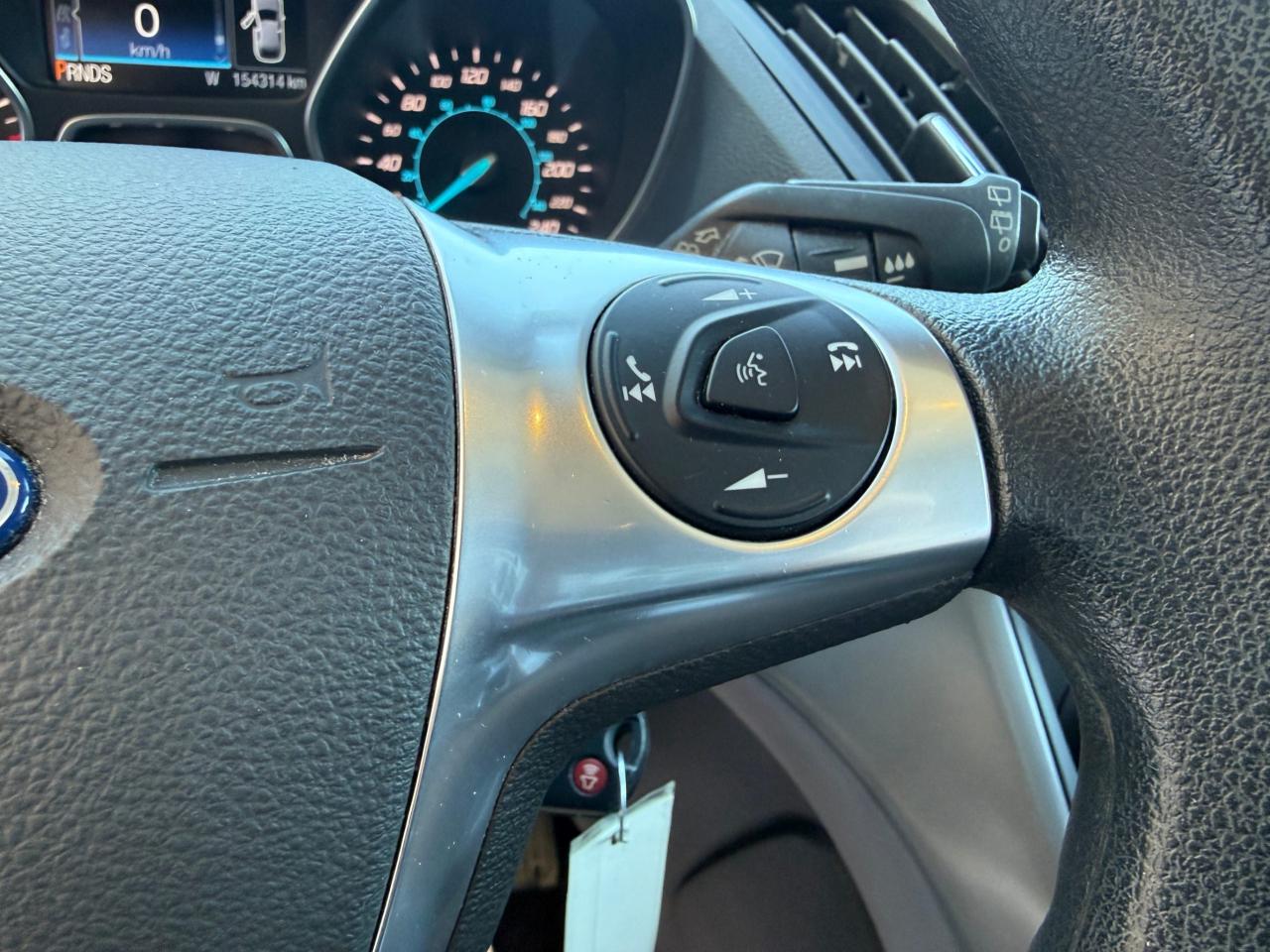 2015 Ford Escape SE Photo