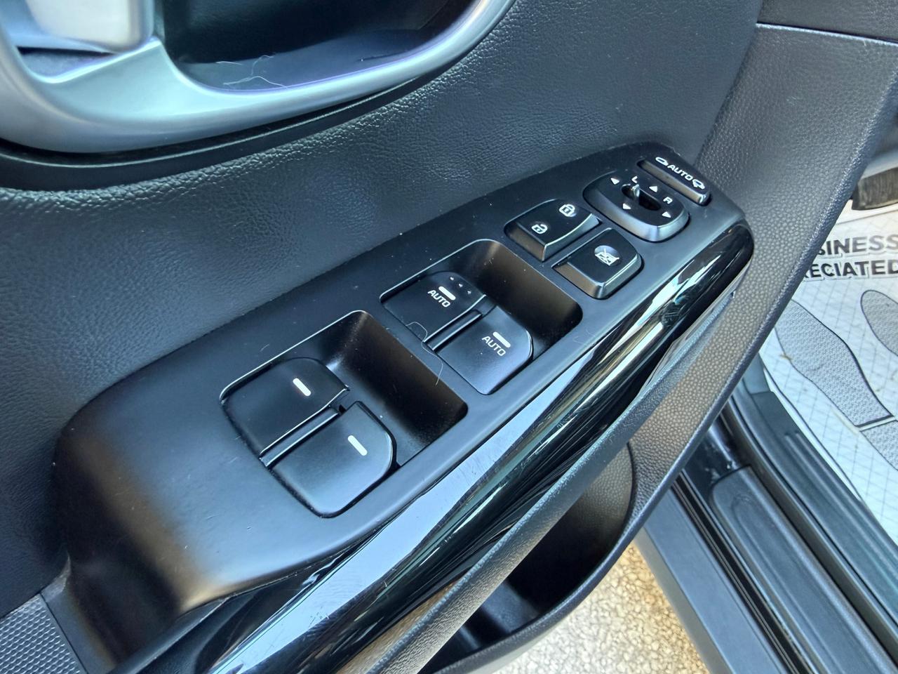 2016 Kia Soul 5DR WGN AUTO SX Photo