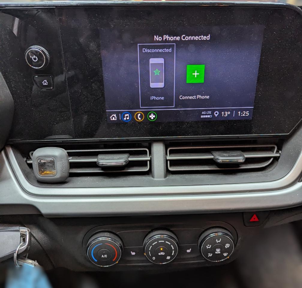 2024 Chevrolet Trax FWD 4dr 1RS Photo