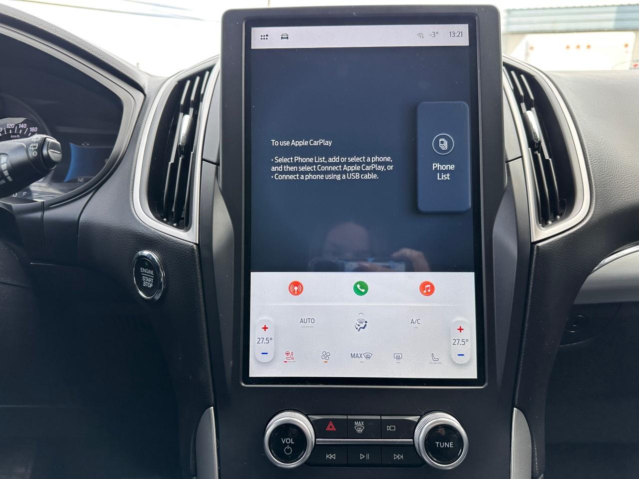 2022 Ford Edge SEL AWD Photo