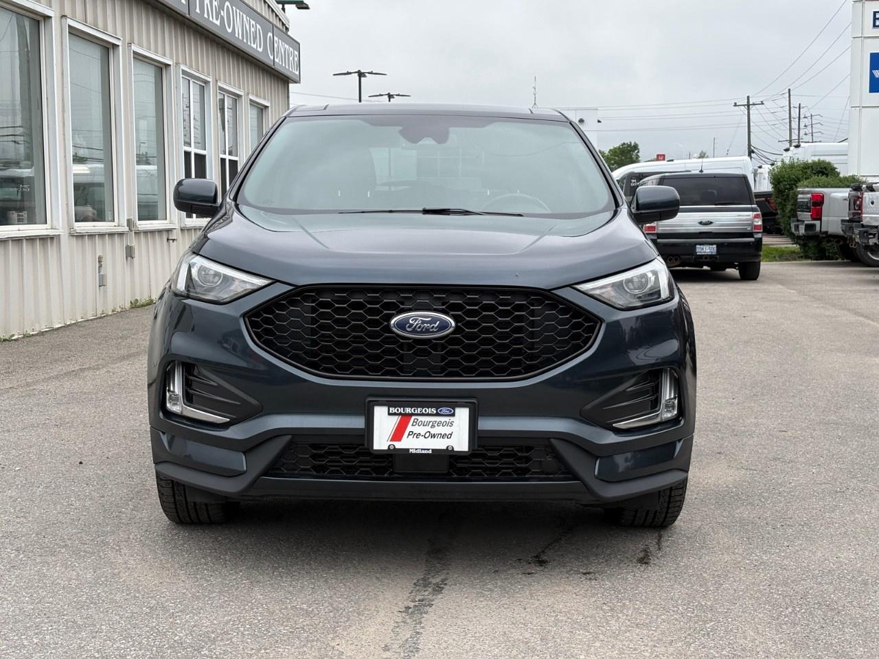 2022 Ford Edge ST Line AWD Photo2