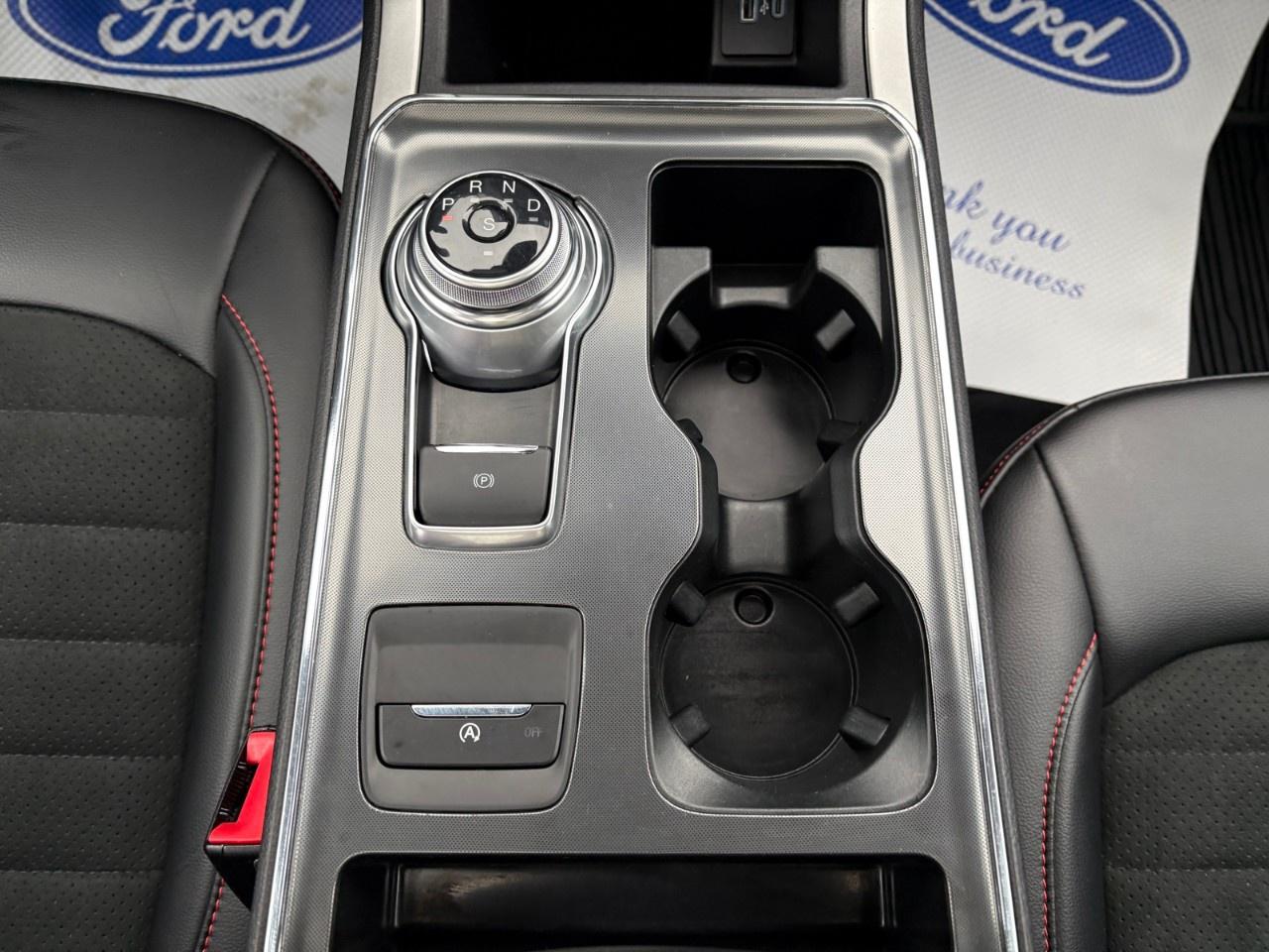 2022 Ford Edge ST Line AWD Photo