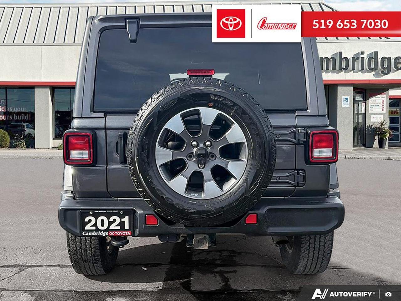 2021 Jeep Wrangler Unlimited Sahara Photo4