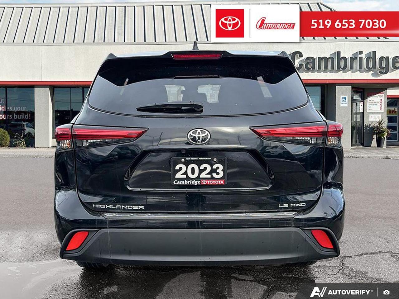 2023 Toyota Highlander LE Photo4