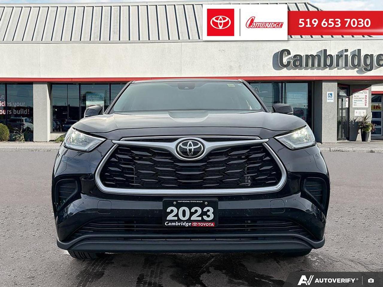 2023 Toyota Highlander LE Photo1