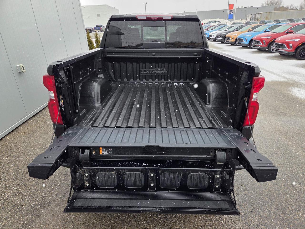 2024 Chevrolet Silverado 1500 High Country One Owner | Sunroof | Tech Package | 22" Wheels Photo