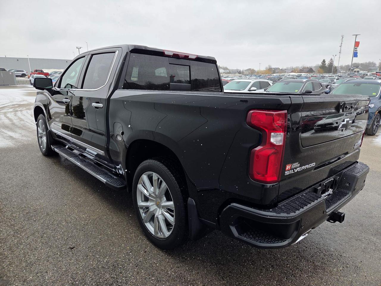 2024 Chevrolet Silverado 1500 High Country One Owner | Sunroof | Tech Package | 22" Wheels Photo