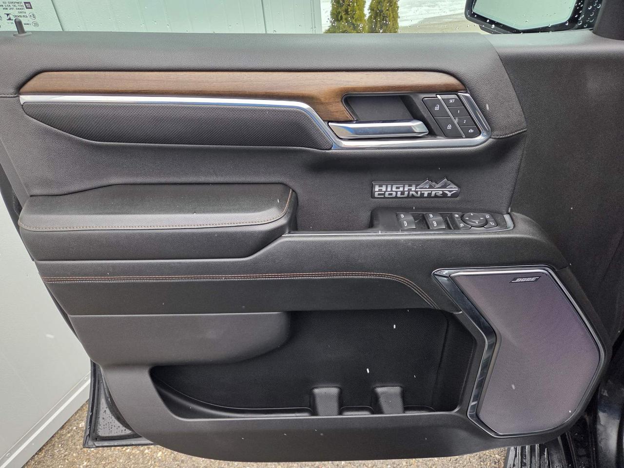 2024 Chevrolet Silverado 1500 High Country One Owner | Sunroof | Tech Package | 22" Wheels Photo