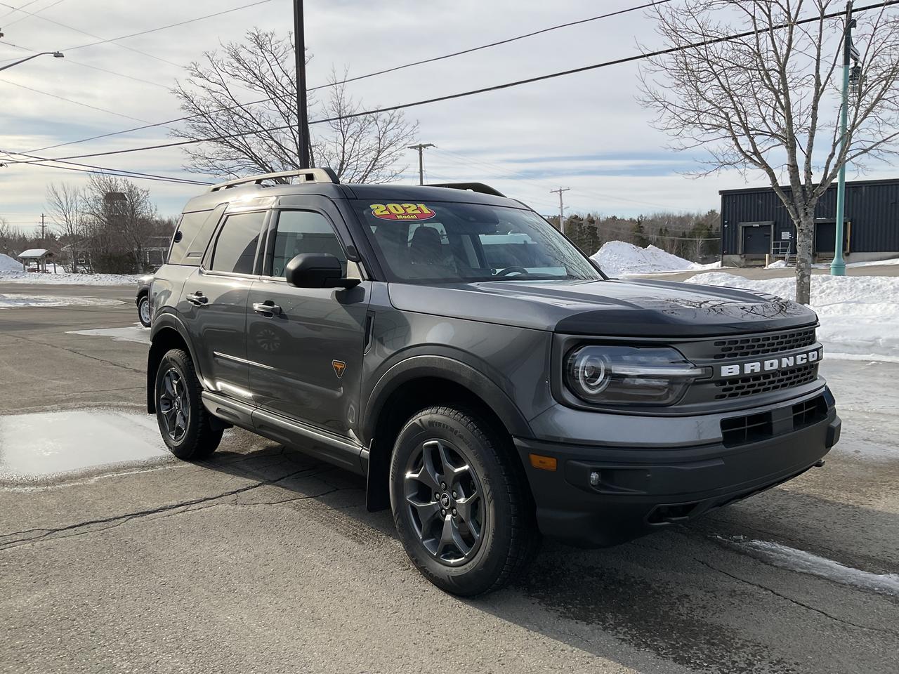 2021 Ford Bronco SPORT BADLANDS 4X4 Photo2