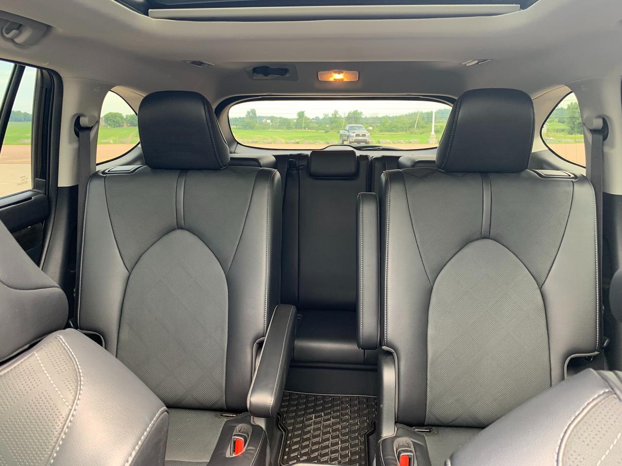 2023 Toyota Highlander Hybrid Platinum Photo