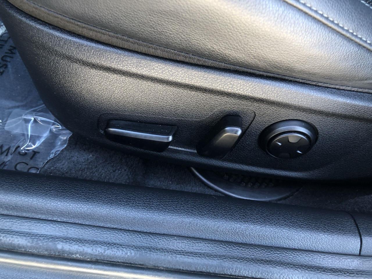 2019 Kia Stinger GT-Line AWD, 225HP, LEATHER, HTD. SEATS & STEER. W Photo