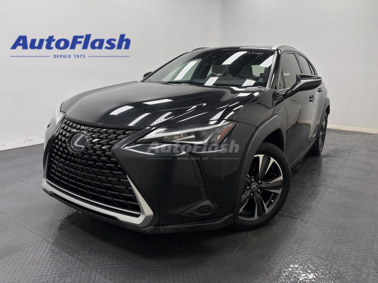 Used 2019 Lexus UX 250h, HYBRID, AWD, TOIT OUVRANT, CUIR, SIÈGE CHAUF for sale in Saint-Hubert, QC