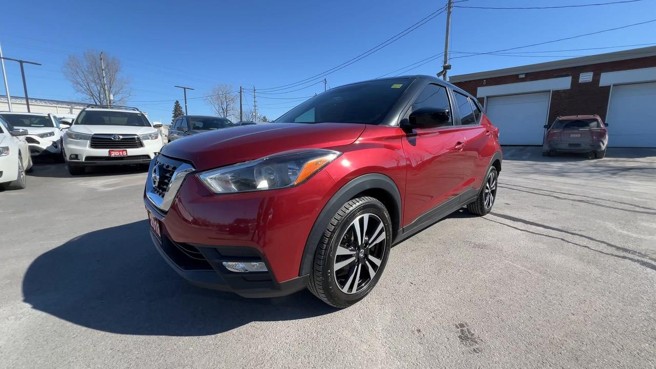 2018 Nissan Kicks SV | HTD SEATS | CARPLAY | 17IN ALLOYS | REAR CAM Photo3