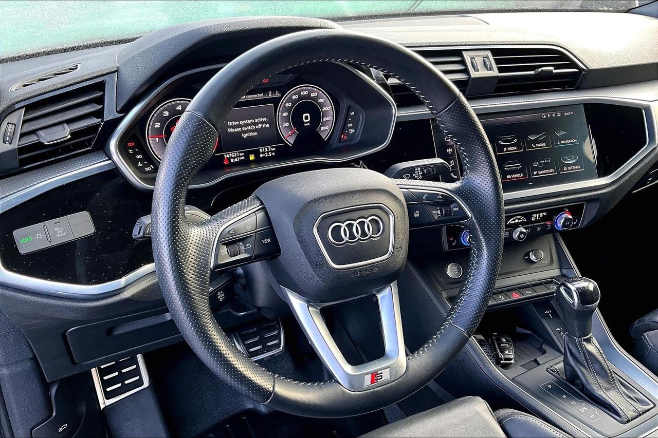 2020 Audi Q3 Progressiv S Line Sport | Panoroof | AWD Photo