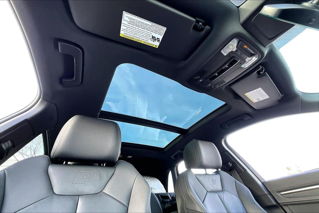 2020 Audi Q3 Progressiv S Line Sport | Panoroof | AWD Photo