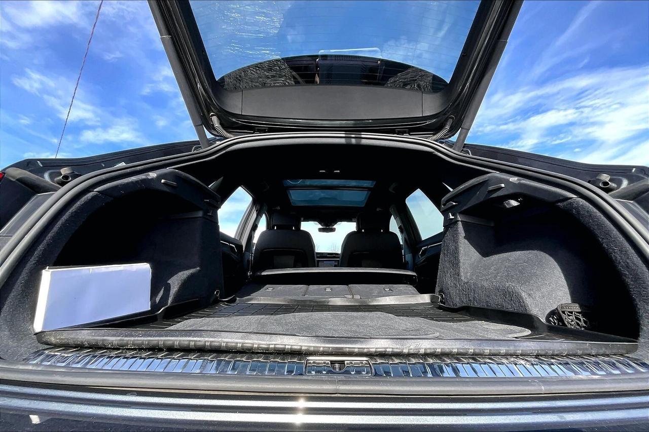 2020 Audi Q3 Progressiv S Line Sport | Panoroof | AWD Photo