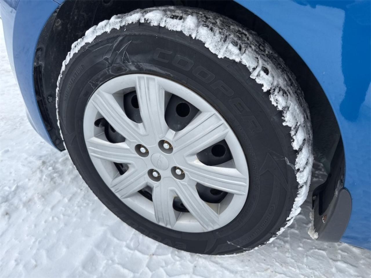 2022 Kia Rio 5-Door LX+  Heated Seats - Low Mileage Photo