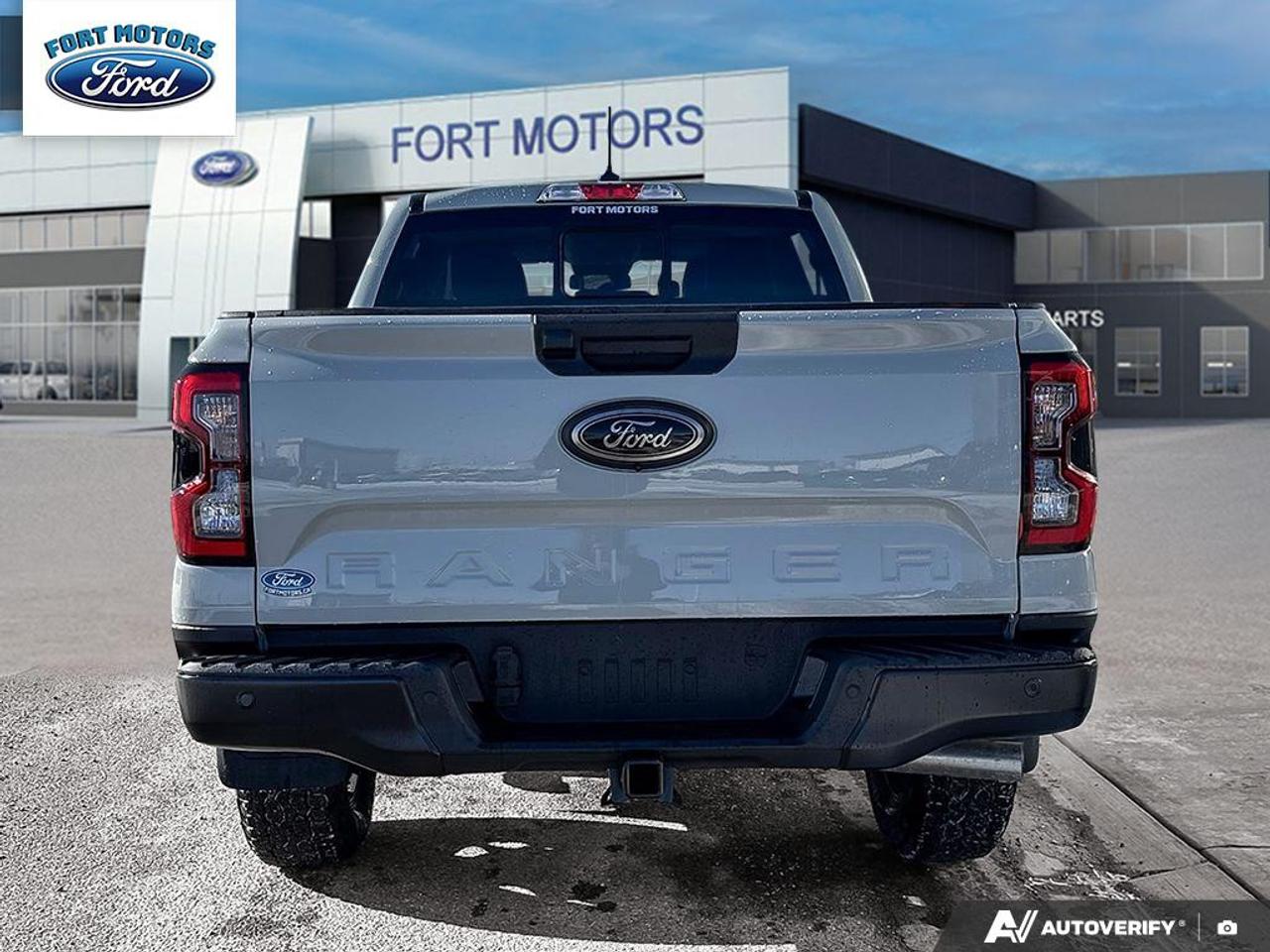 2026 Ford Ranger LARIAT® Photo4