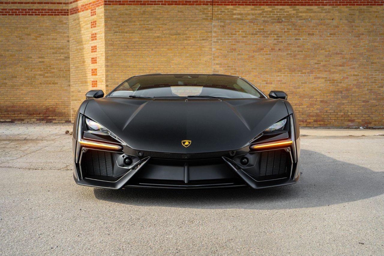 2024 Lamborghini Revuelto HPEV Photo