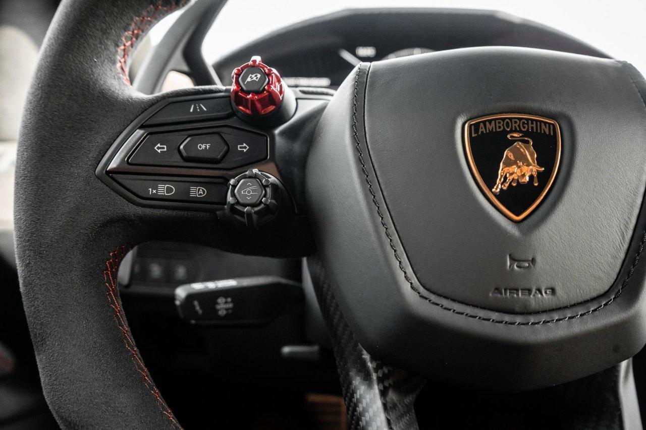2024 Lamborghini Revuelto HPEV Photo
