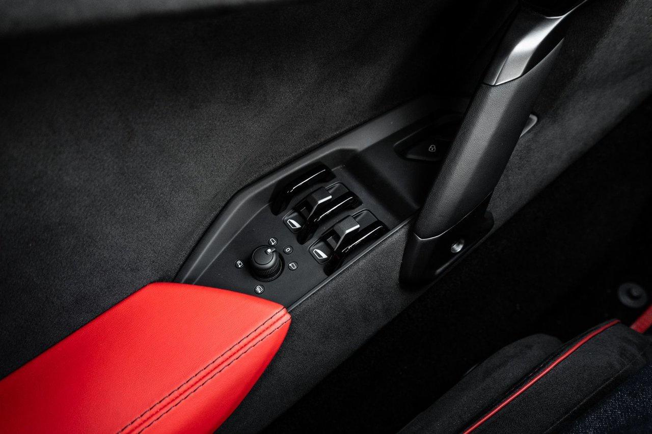 2024 Lamborghini Revuelto HPEV Photo