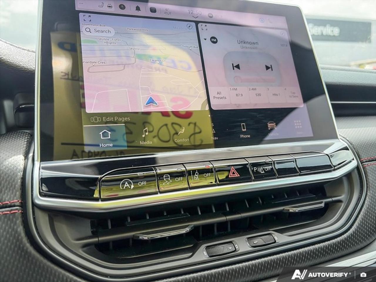 2024 Jeep Compass Trailhawk  TRAILHAWK, AWD, SUNROOF Photo