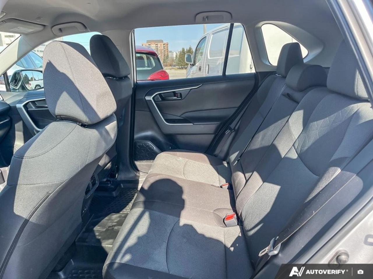 2024 Toyota RAV4 LE  LE, AWD, CERTIFIED Photo
