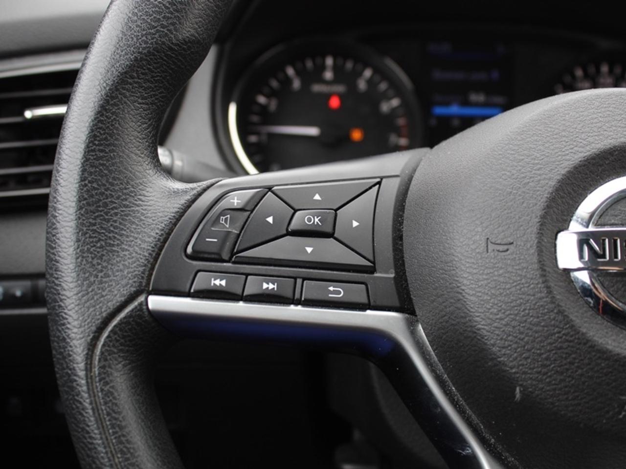 2020 Nissan Qashqai S  2 Sets of Tires Photo