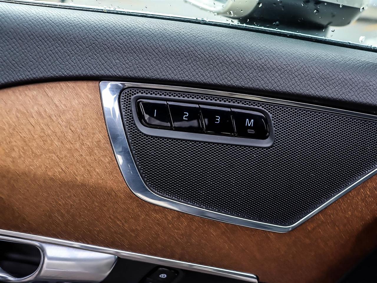 2017 Volvo XC90 T6 Inscription Photo