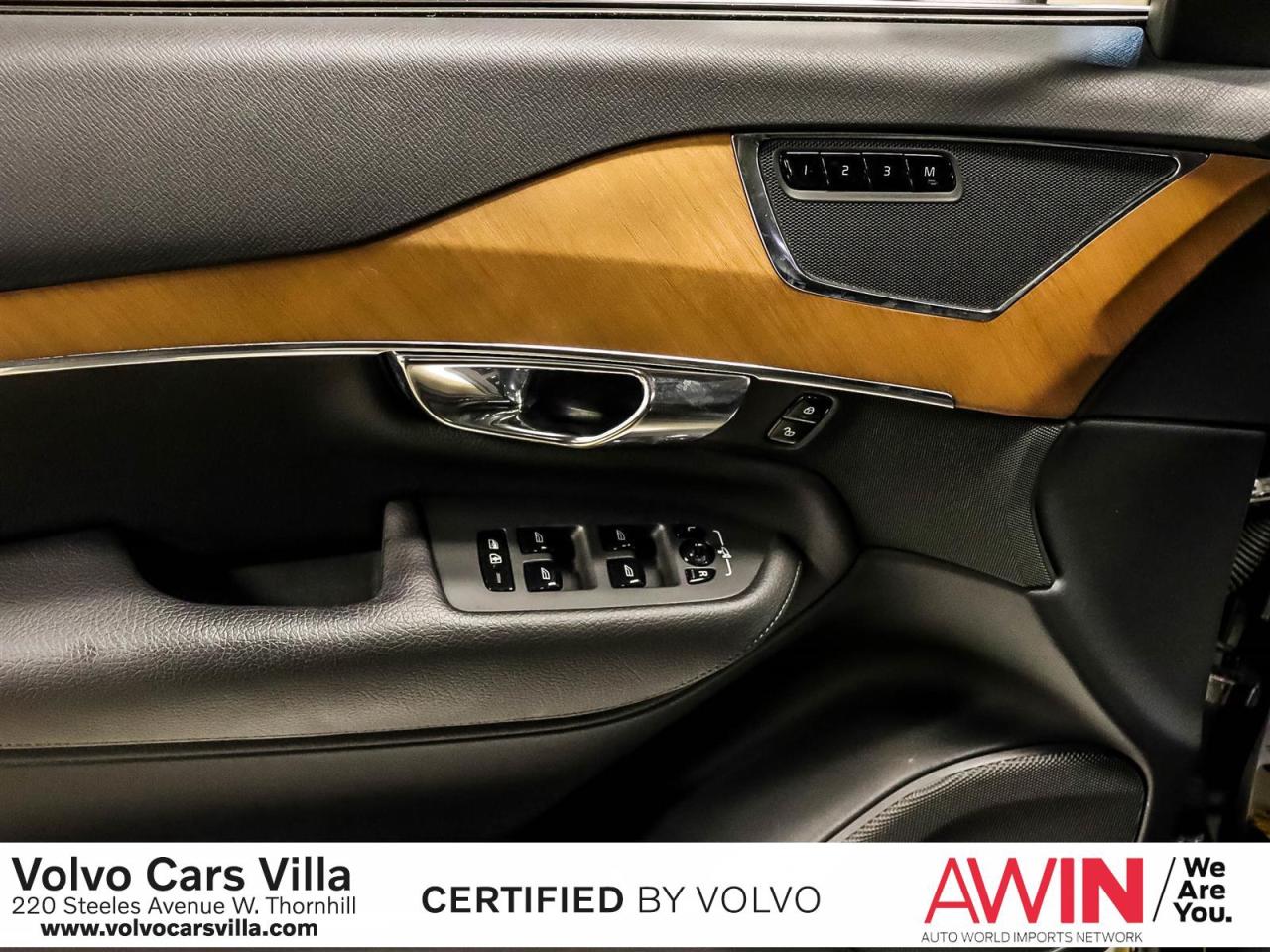 2022 Volvo XC90 T6 AWD Momentum (7-Seat) Photo