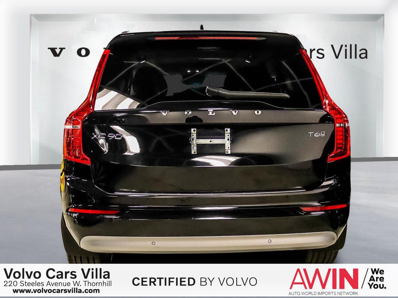 2022 Volvo XC90 T6 AWD Momentum (7-Seat) Photo2