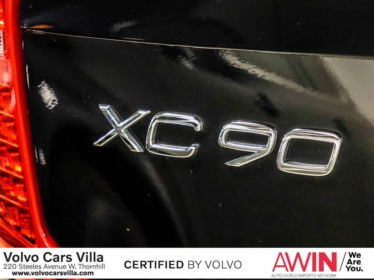 2022 Volvo XC90 T6 AWD Momentum (7-Seat) Photo