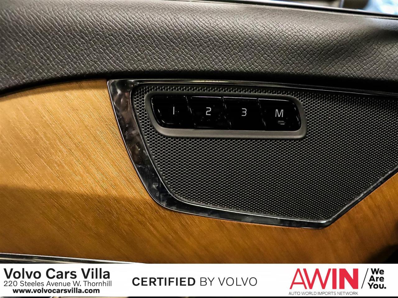 2022 Volvo XC90 T6 AWD Momentum (7-Seat) Photo