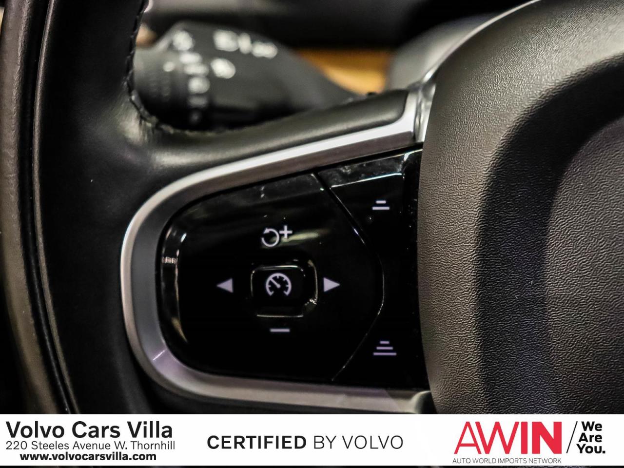 2022 Volvo XC90 T6 AWD Momentum (7-Seat) Photo