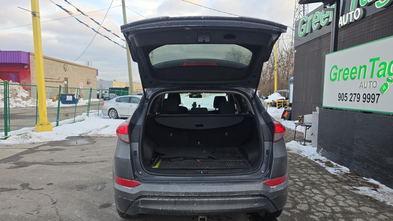 2016 Hyundai Tucson FWD 4dr 2.0L Premium Photo