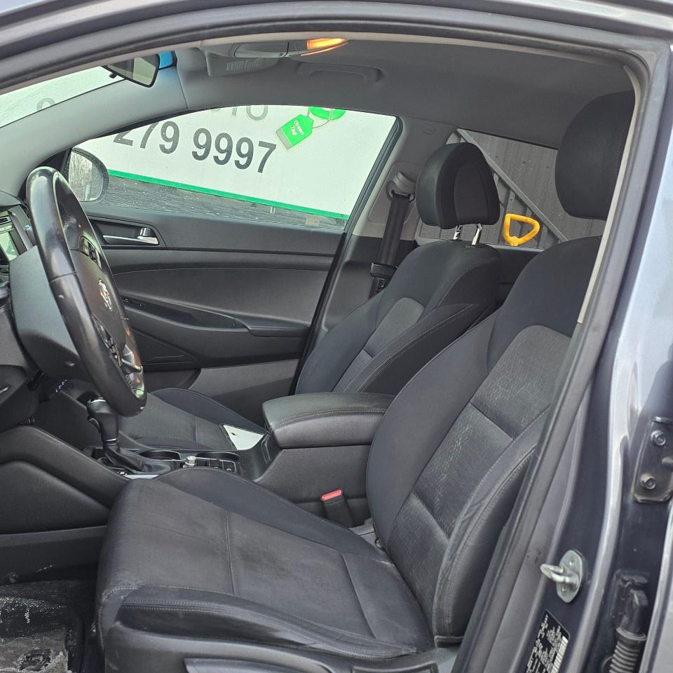 2016 Hyundai Tucson FWD 4dr 2.0L Premium Photo