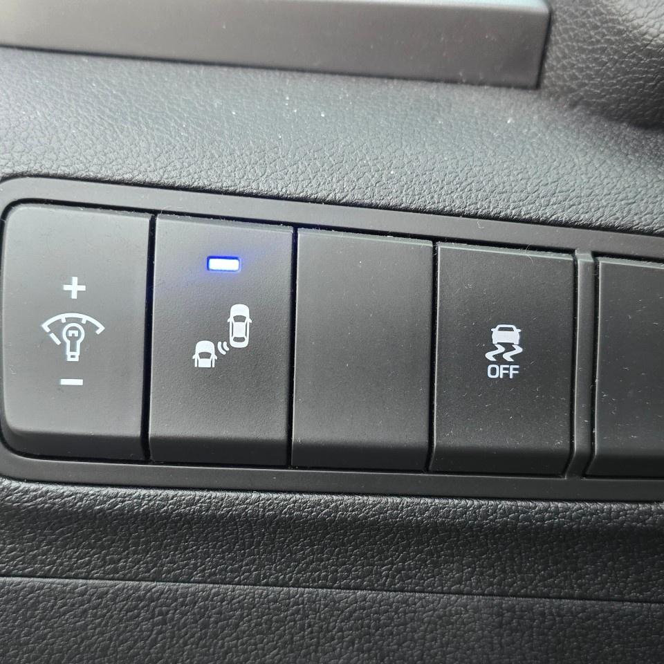 2016 Hyundai Tucson FWD 4dr 2.0L Premium Photo