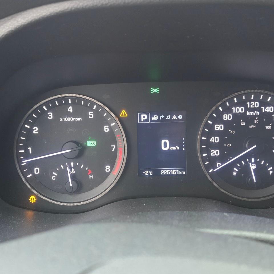 2016 Hyundai Tucson FWD 4dr 2.0L Premium Photo