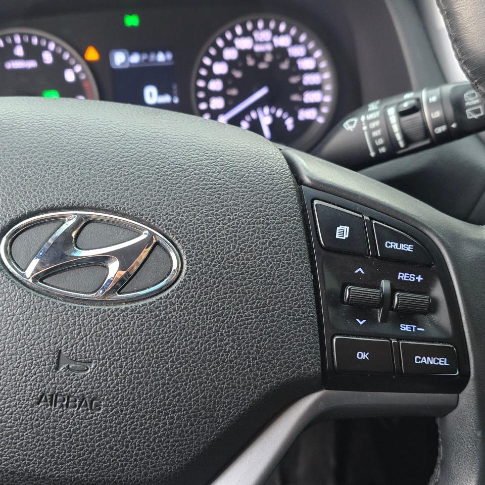 2016 Hyundai Tucson FWD 4dr 2.0L Premium Photo