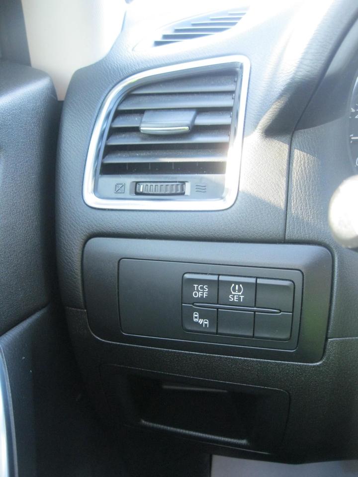 2016 Mazda CX-5 GS (A6) 4dr Front-Wheel Drive Sport Utility Photo