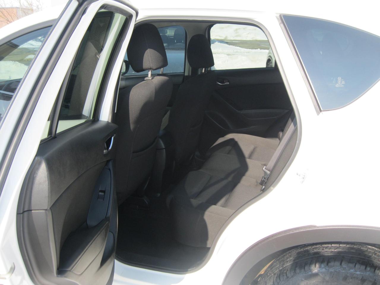 2016 Mazda CX-5 GS (A6) 4dr Front-Wheel Drive Sport Utility Photo