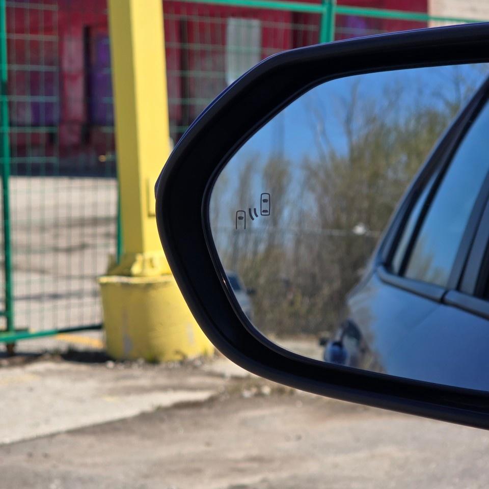 2020 Toyota Corolla SE CVT Photo