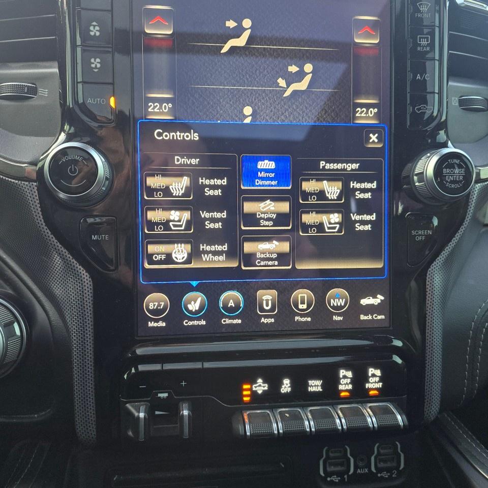 2019 RAM 1500 Limited 4x4 Crew Cab 6'4" Box Photo