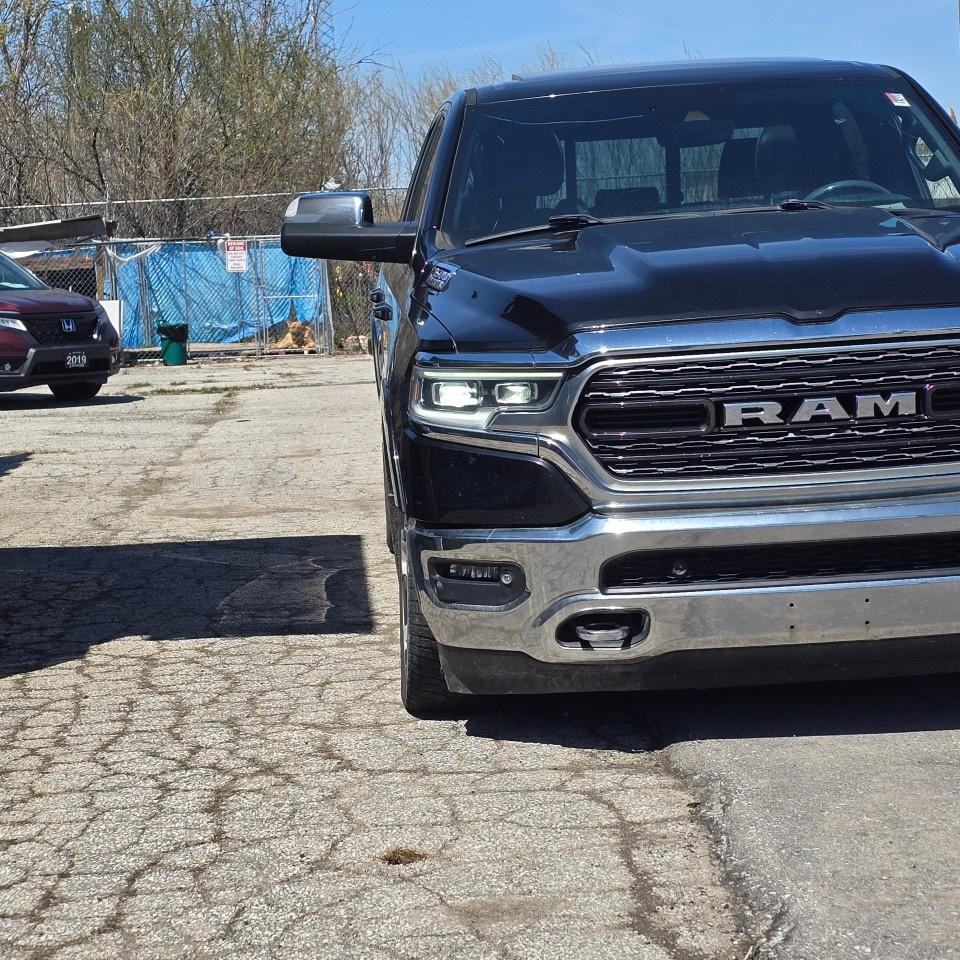 2019 RAM 1500 Limited 4x4 Crew Cab 6'4" Box Photo3