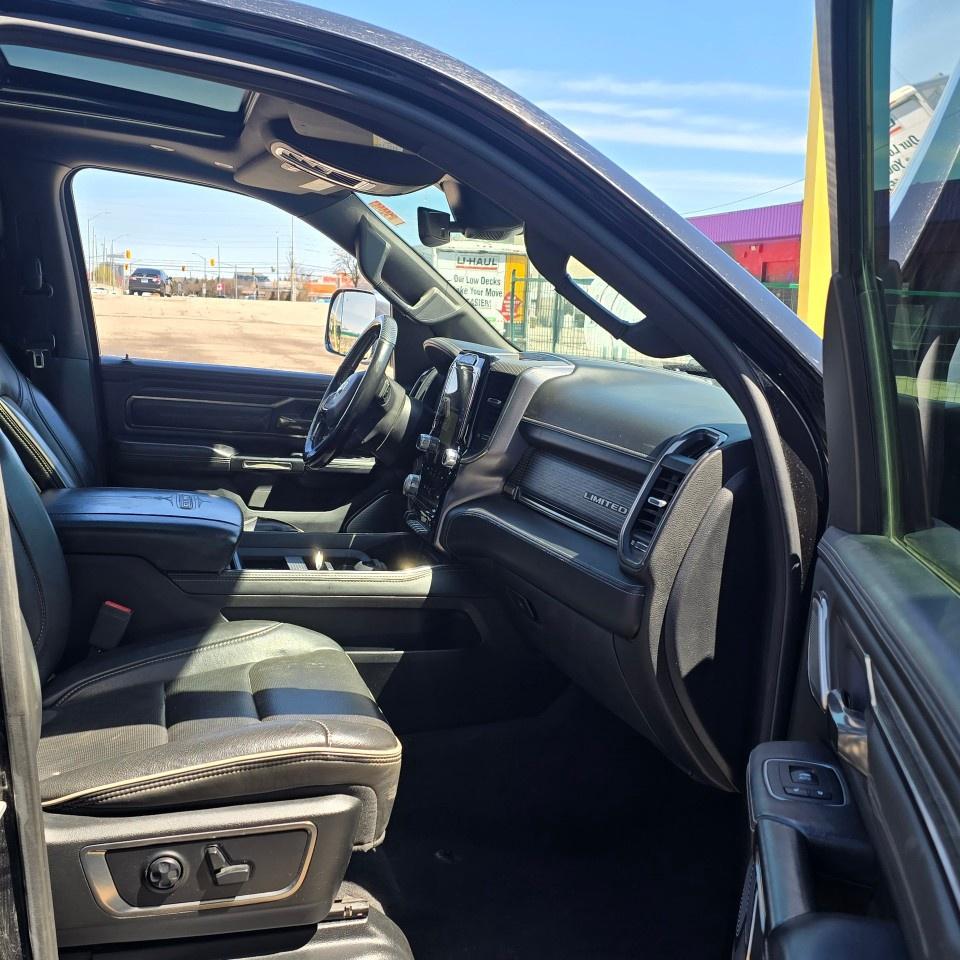 2019 RAM 1500 Limited 4x4 Crew Cab 6'4" Box Photo