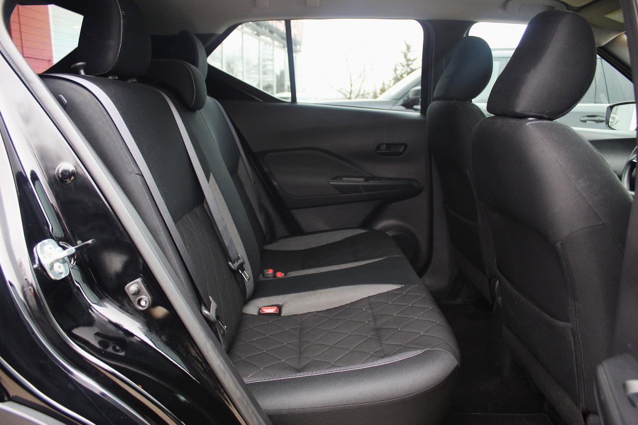 2019 Nissan Kicks 1-owner, Low kilo, Dealer Serviced Photo