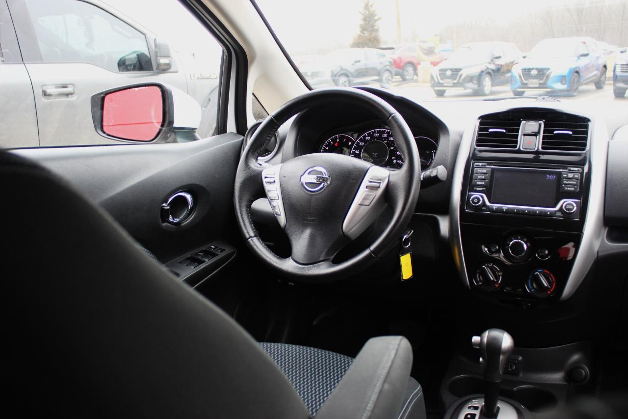 2018 Nissan Versa Note 1-owner, Full Service History Photo
