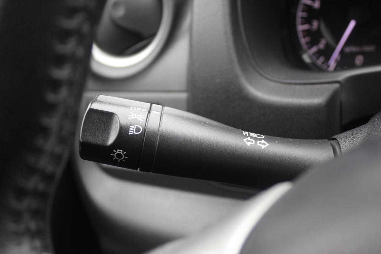 2018 Nissan Versa Note 1-owner, Full Service History Photo